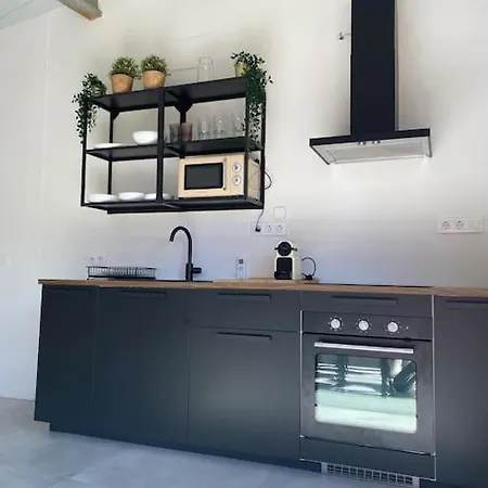 Casa Con Piscina Interior En Tamariu, Calella De Palafrugell