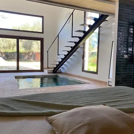 Villa Casa Con Piscina Interior En Tamariu, Calella De